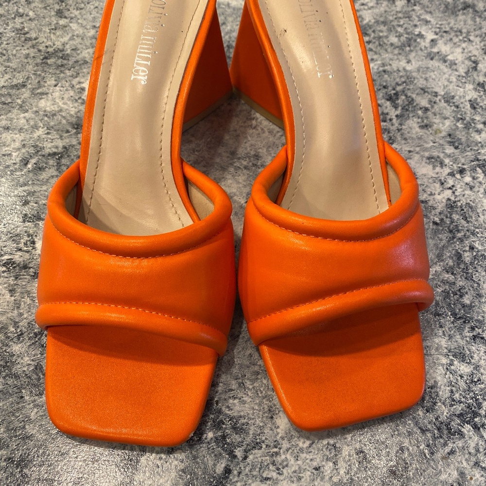 Olivia Miller Size 8 3 inch Heel